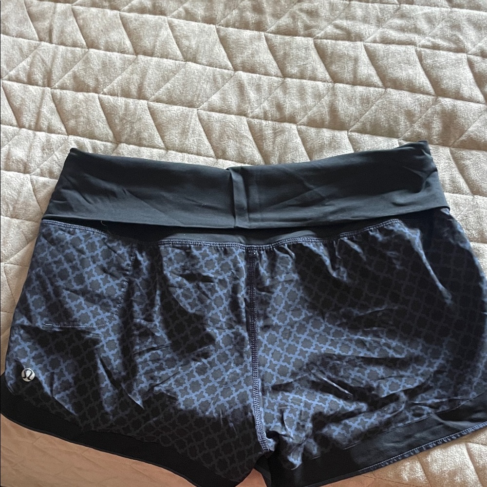 lululemon athletica Navy Patterned Women's Shorts